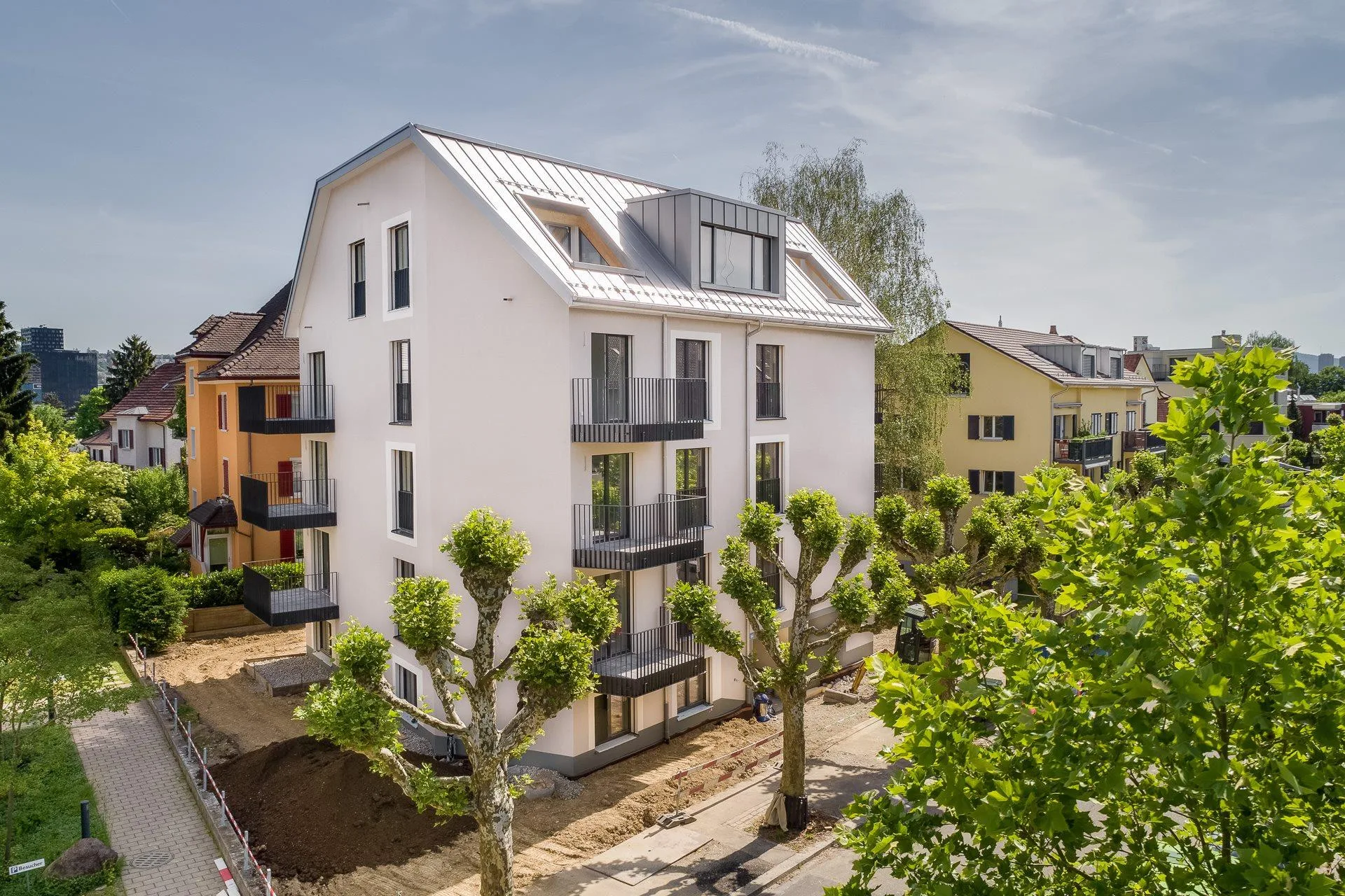 Möblierte moderne Wohnung in Zürich Altstetten - Mieten ohne Kaution!