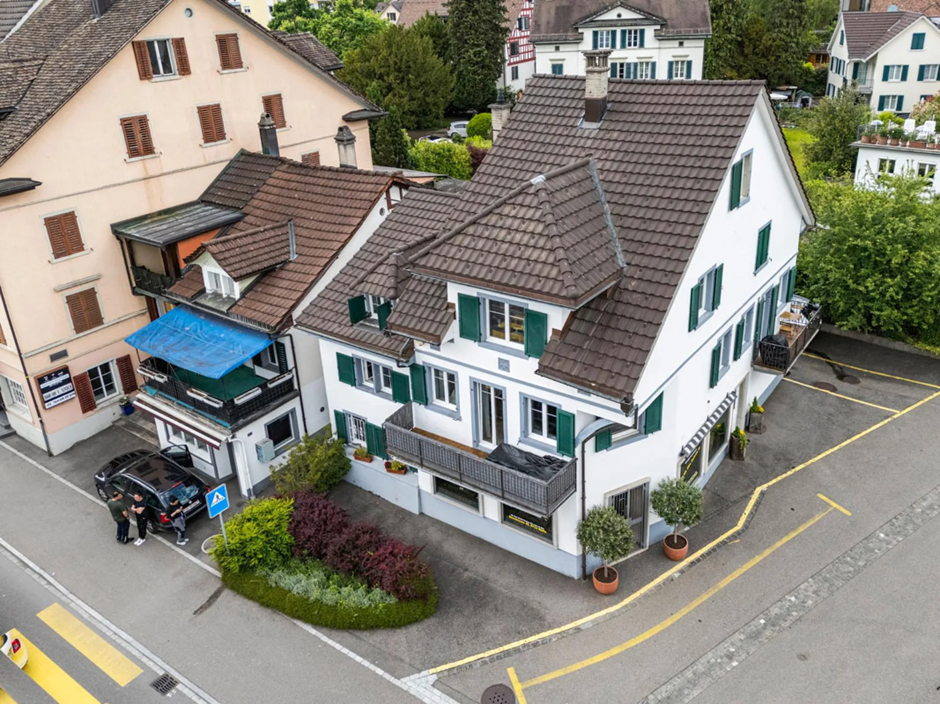 Renovierte Wohnung in Herzen von Stäfa