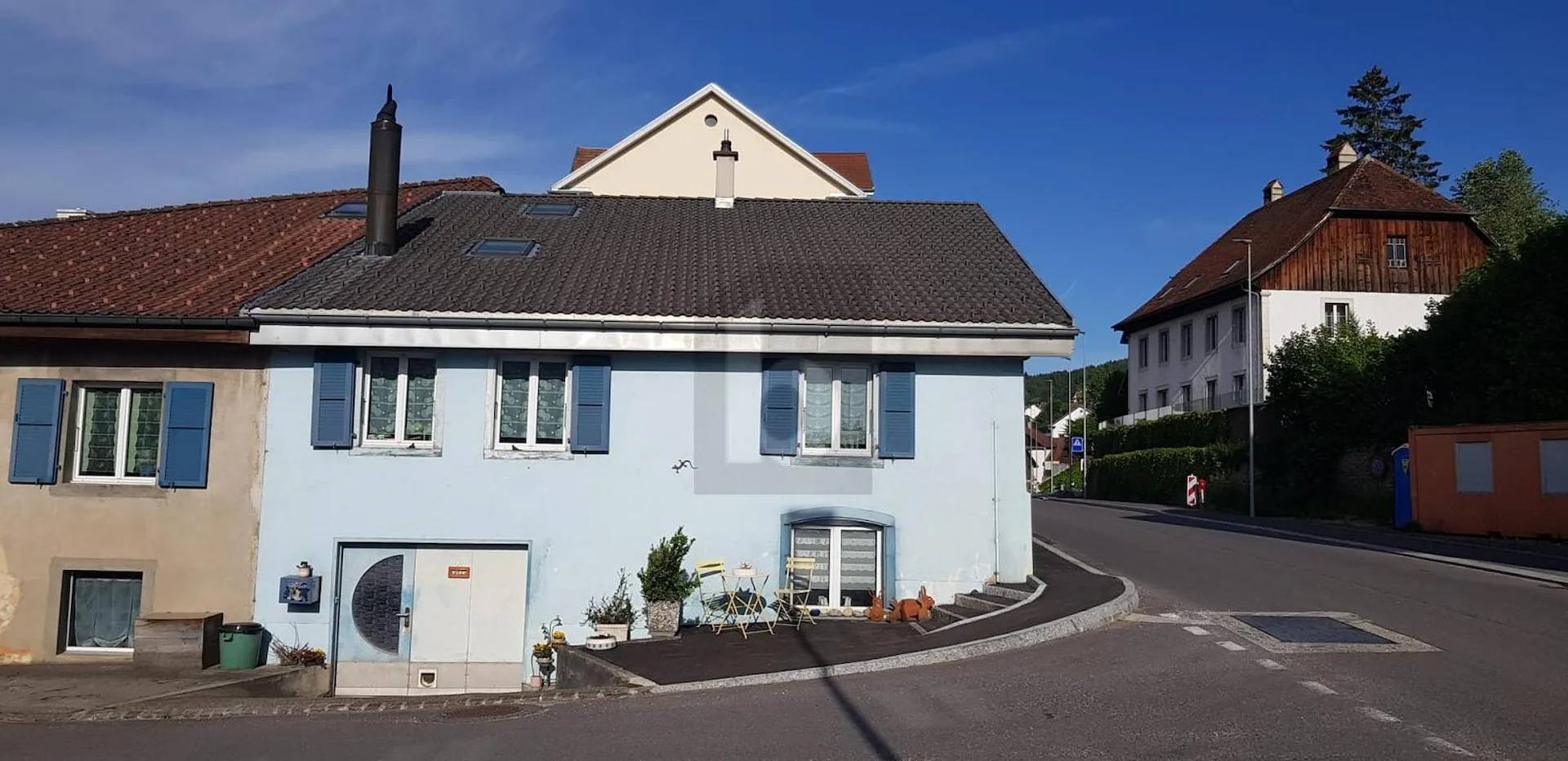 CHARME FAMILIAL AU CœUR DU VILLAGE