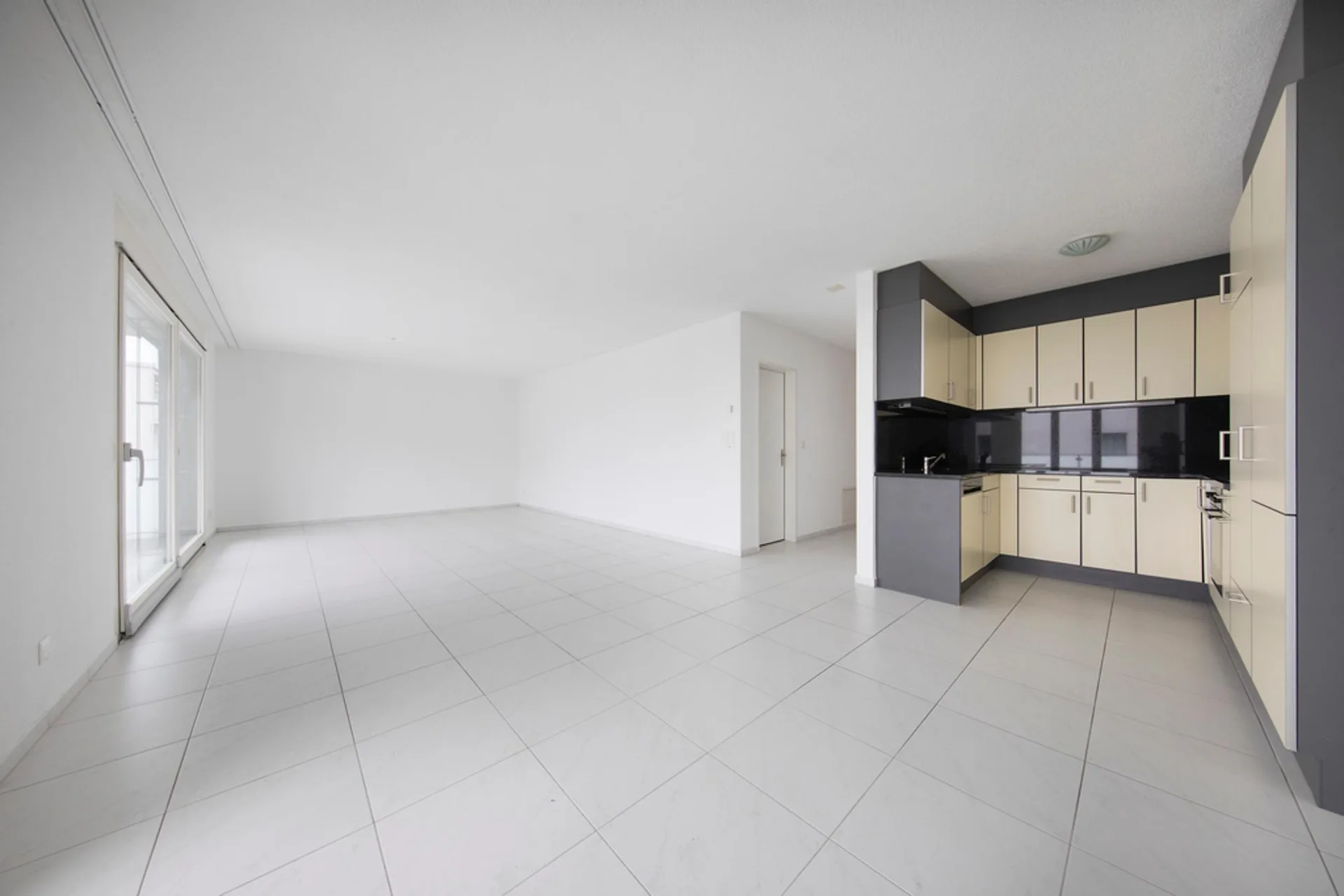 Moderne 5.5-Zimmerwohnung mit Top-Anbindung und Komfort!