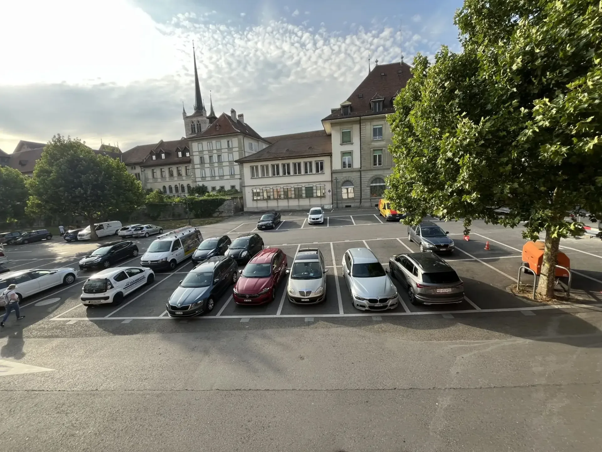 SEHR SCHÖNE GELEGENHEIT ZU NUTZEN !!!