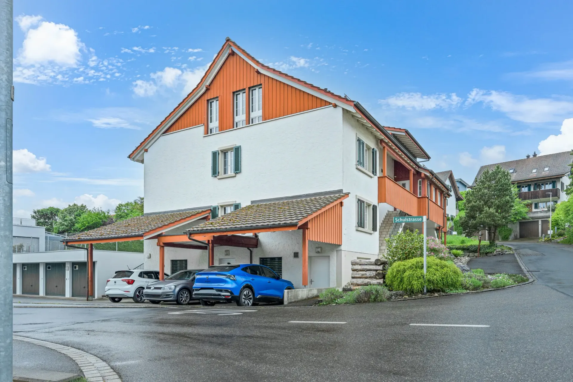 AgentSelly - Modernes Studio mit Komfort