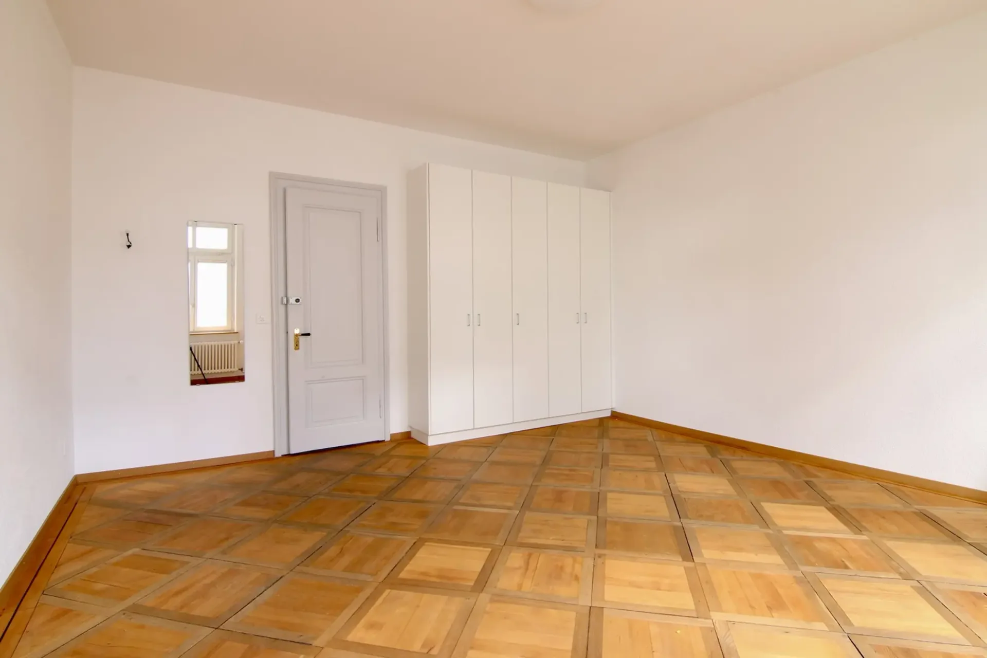 Attraktives Praxiszimmer direkt am Amthausplatz zu vermieten