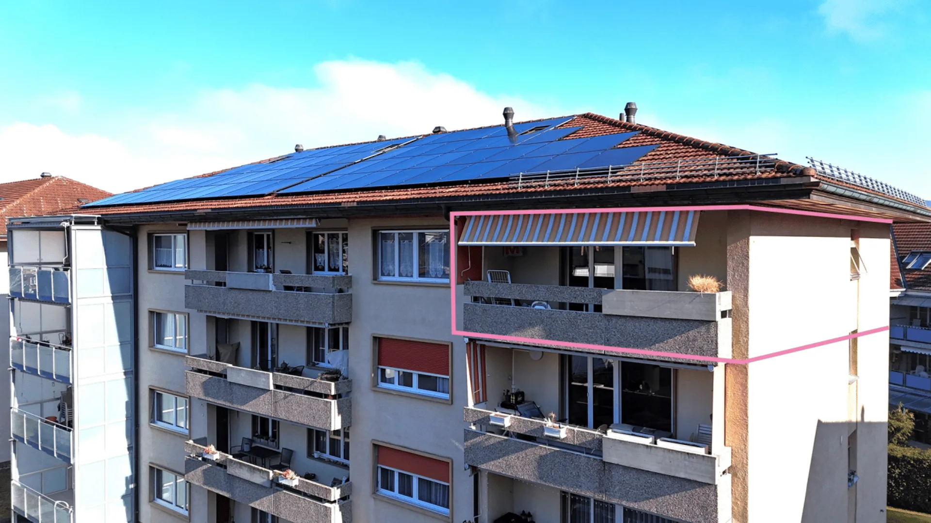 Vivere in un appartamento di 4,5 locali all'ultimo piano con balcone