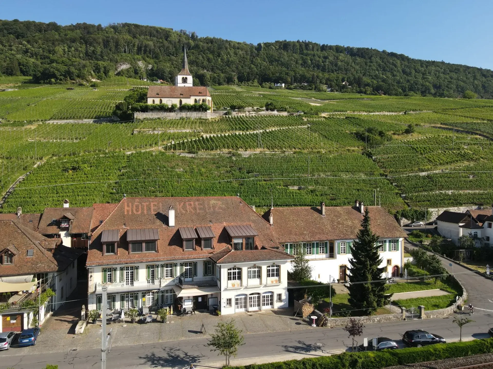 Wohnen im historischen Kreuz in Ligerz am Bielersee