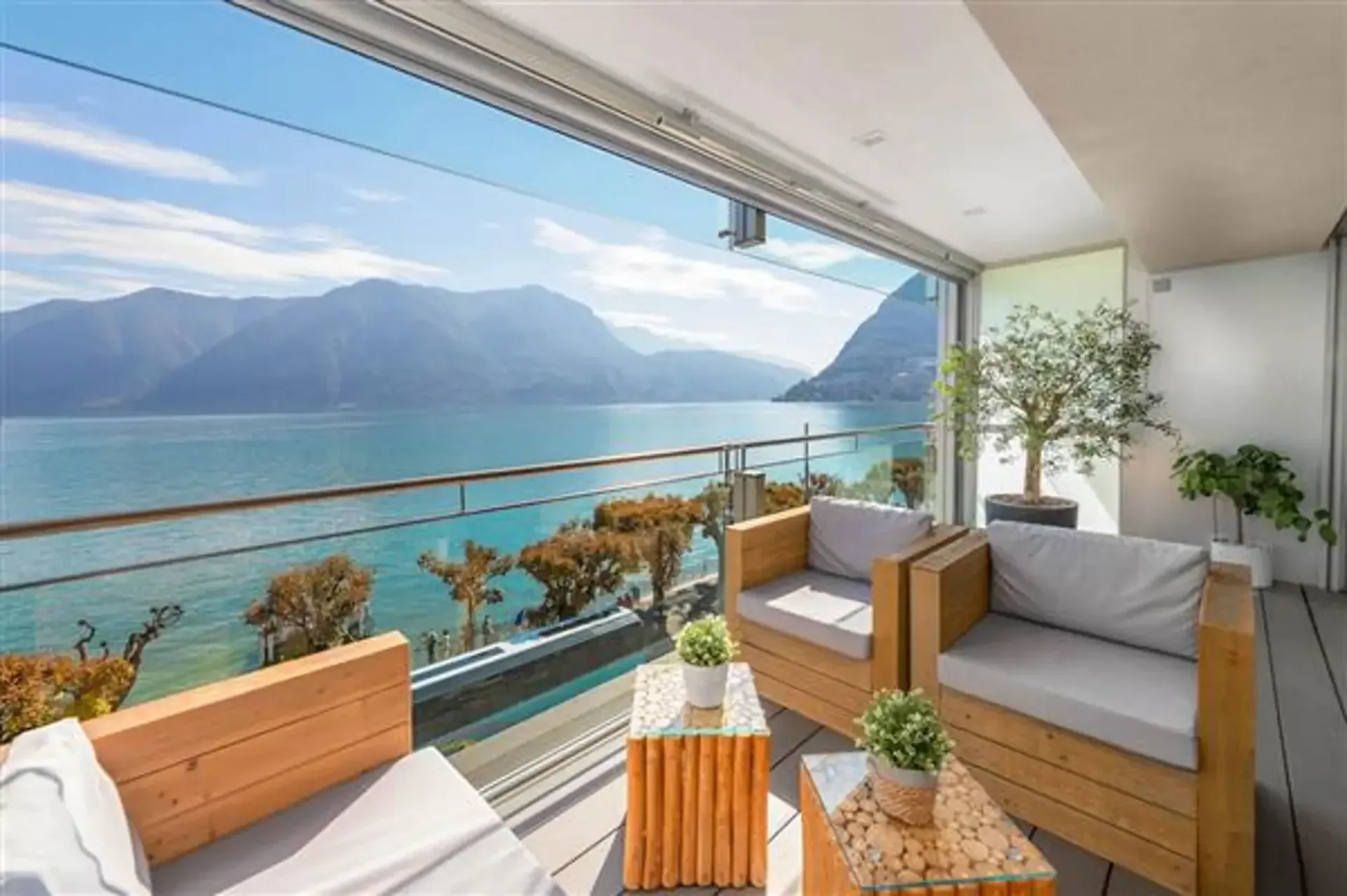 Lugano: 8,5-Zimmer-Wohnung