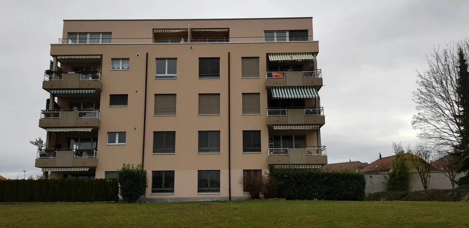 Geräumige 1.5-Zimmer-Wohnung im Erdgeschoss